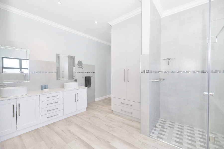 To Let 3 Bedroom Property for Rent in Northcliff Western Cape